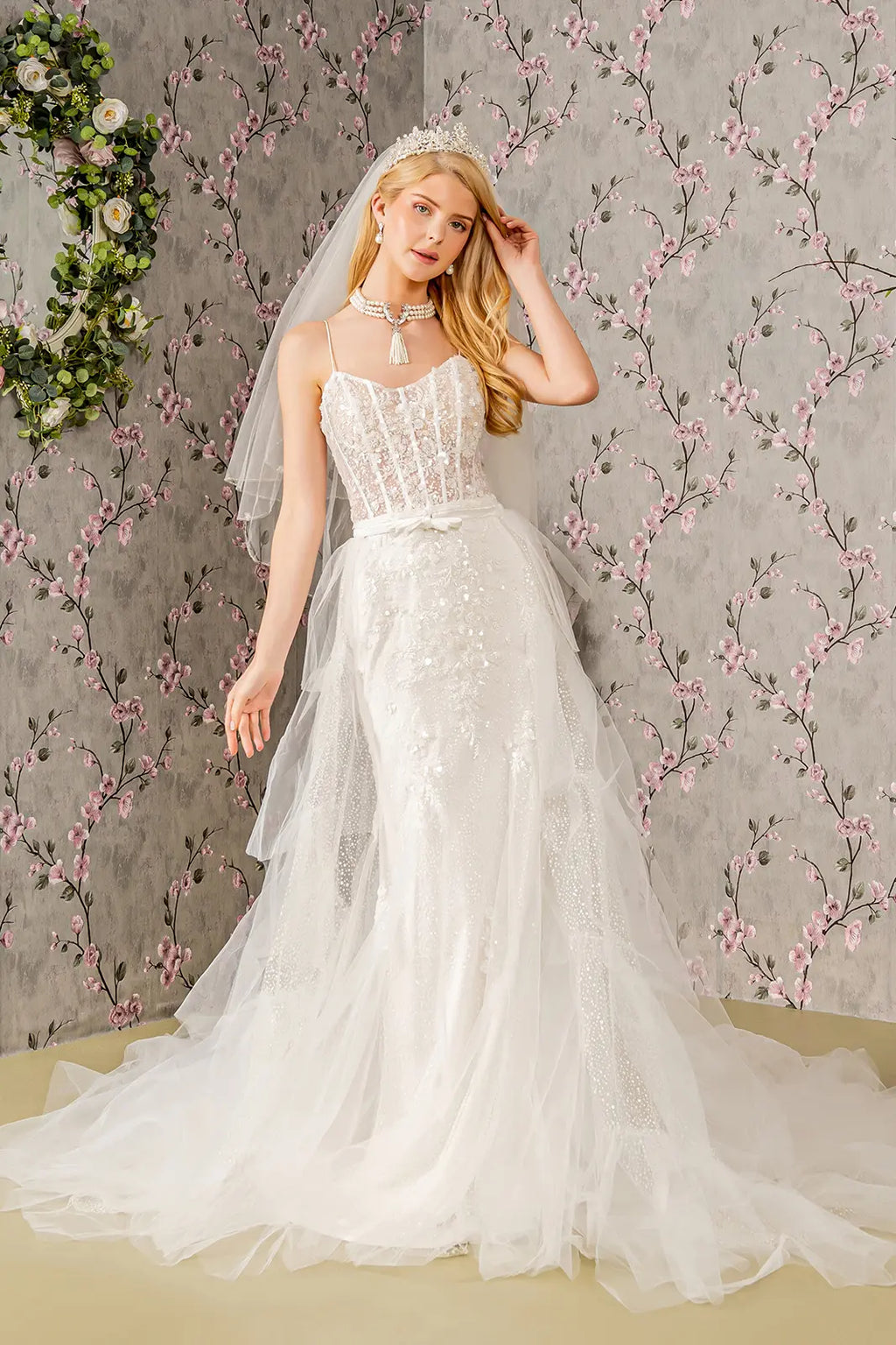 Embroidery bead mesh mermaid wedding gown w mesh long cape GLGL3425